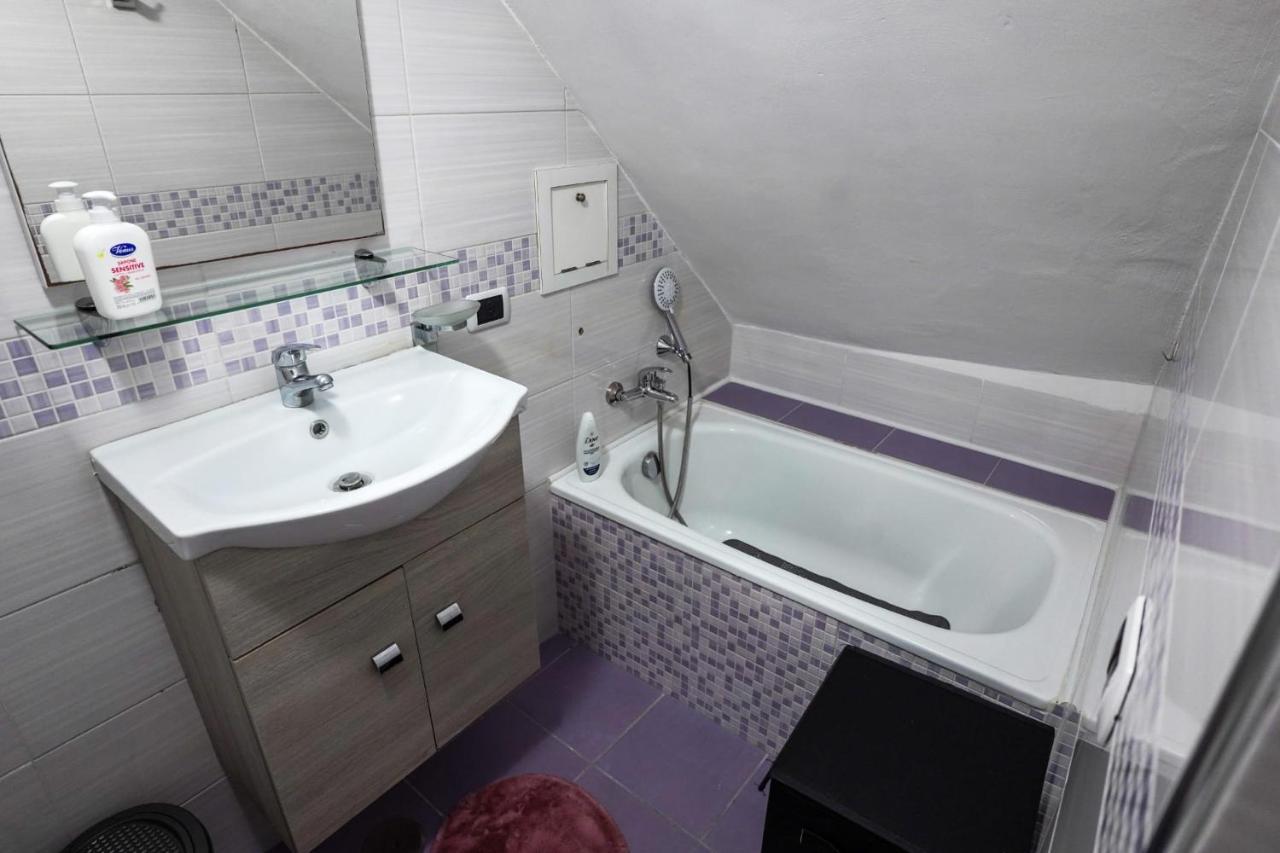 Apartamento Housepurgatorio14 Centro Storico Nápoles Exterior foto